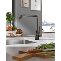 ESSENCE KØKKENARMATUR SORT|Grohe Clearance