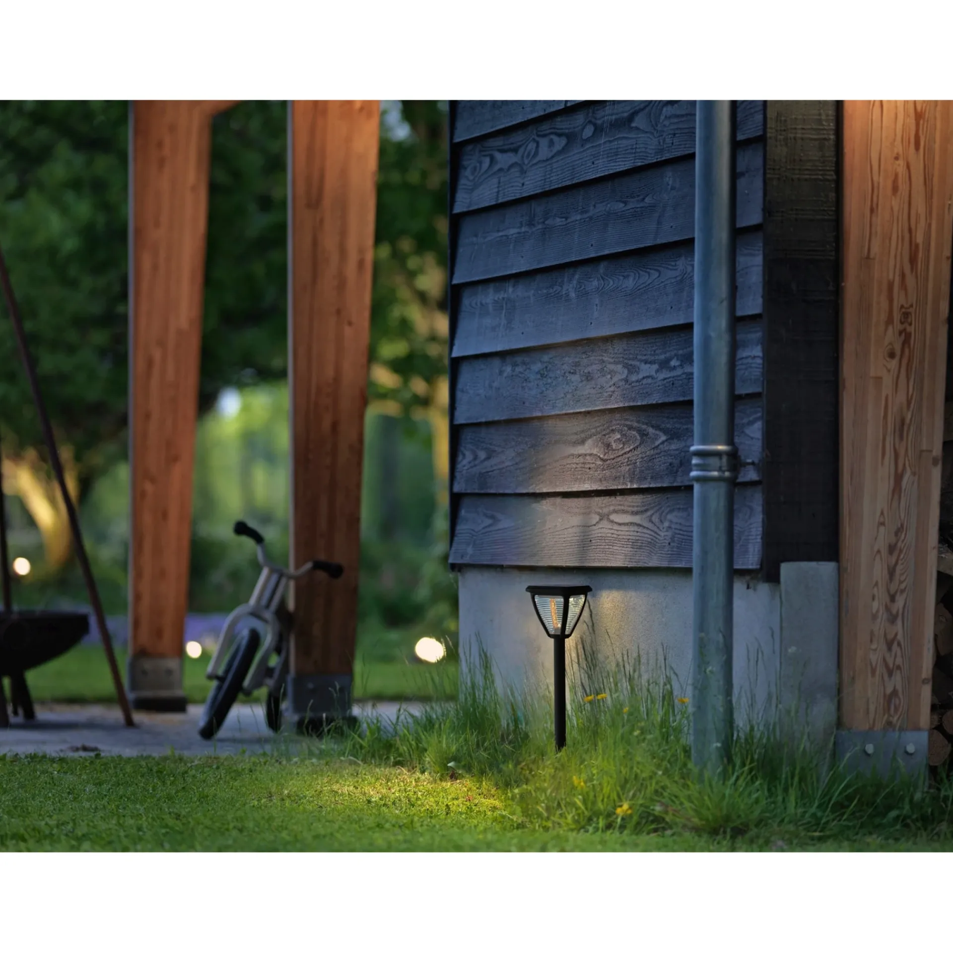 VAPORA SOLCELLE BEDLAMPE SORT 28,4 CM|Philips Online