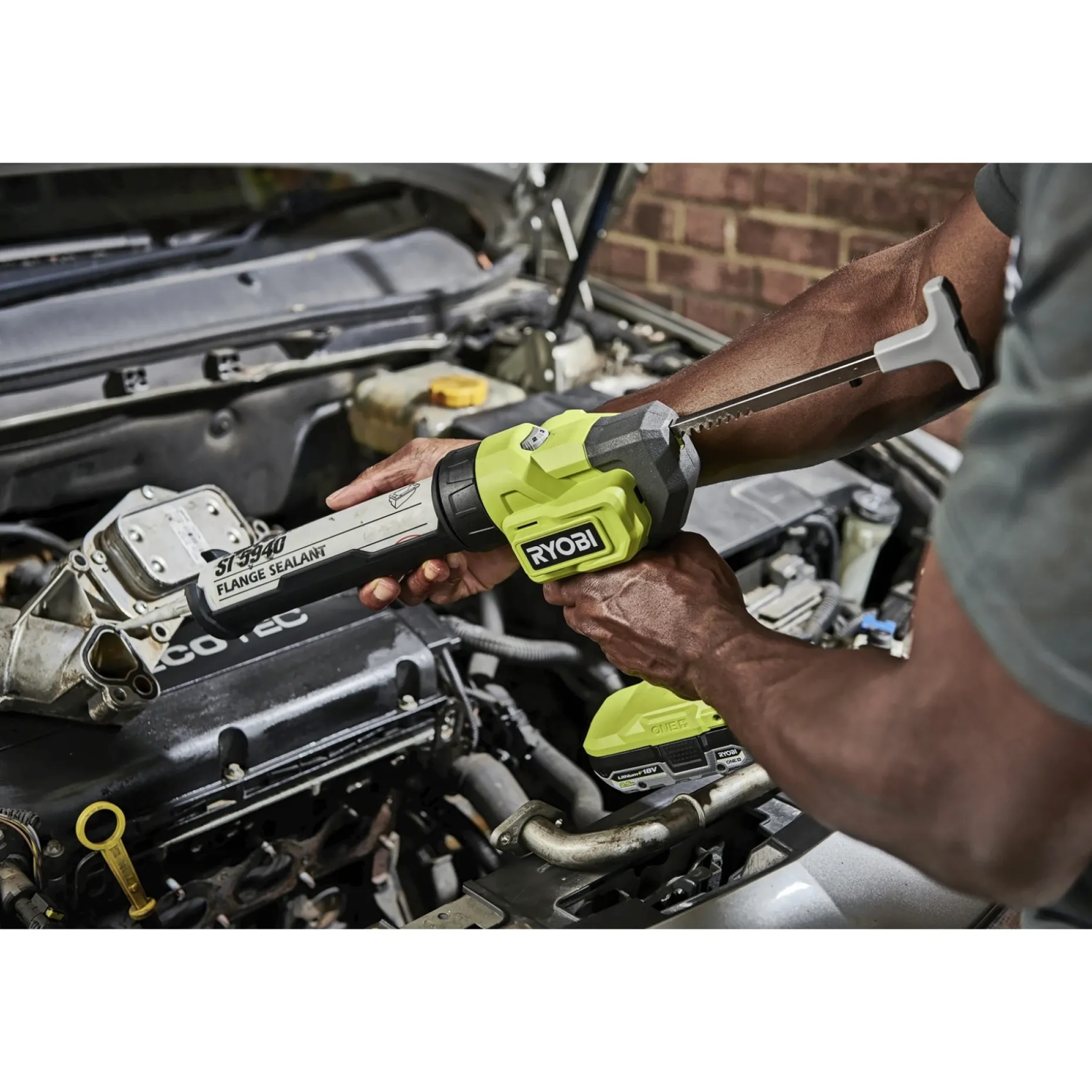 RYOBI FUGEPISTOL AKKU 18V 0