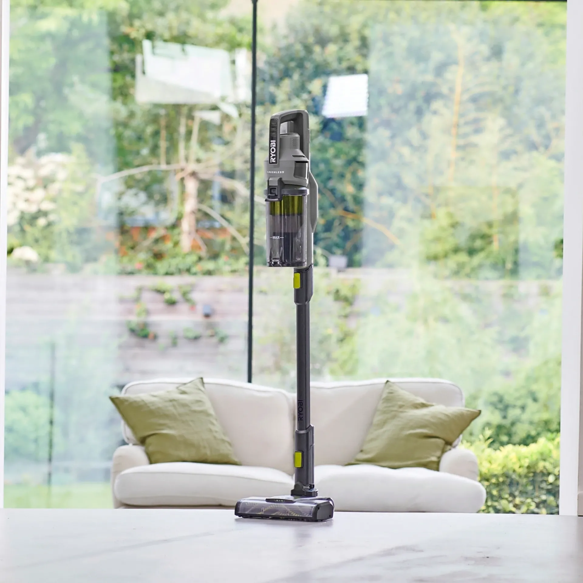 ONE+ RSVS18BL-0 STØVSUGER AKKU|Ryobi Outlet