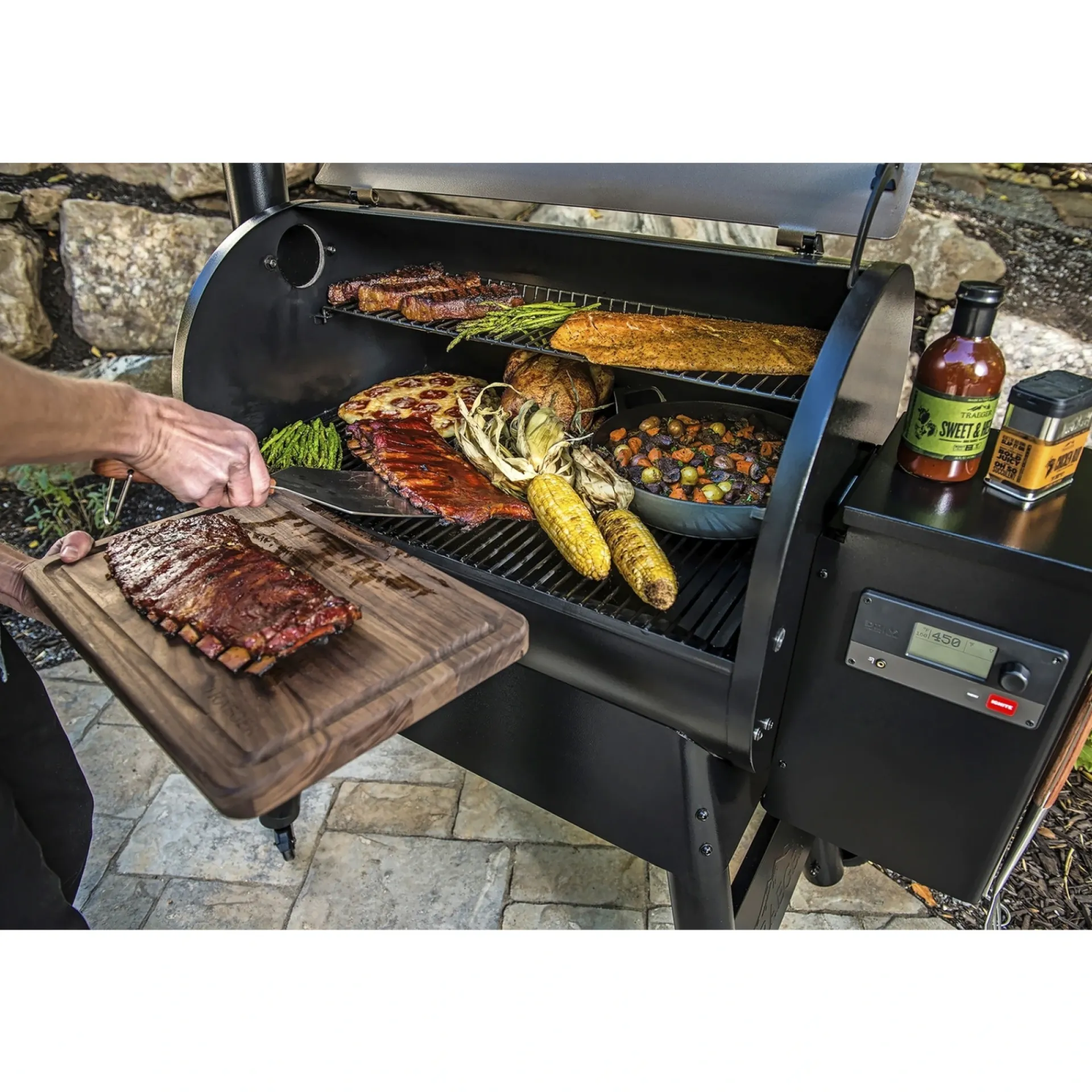 PRO 780 TRÆPILLEGRILL SORT|Traeger New