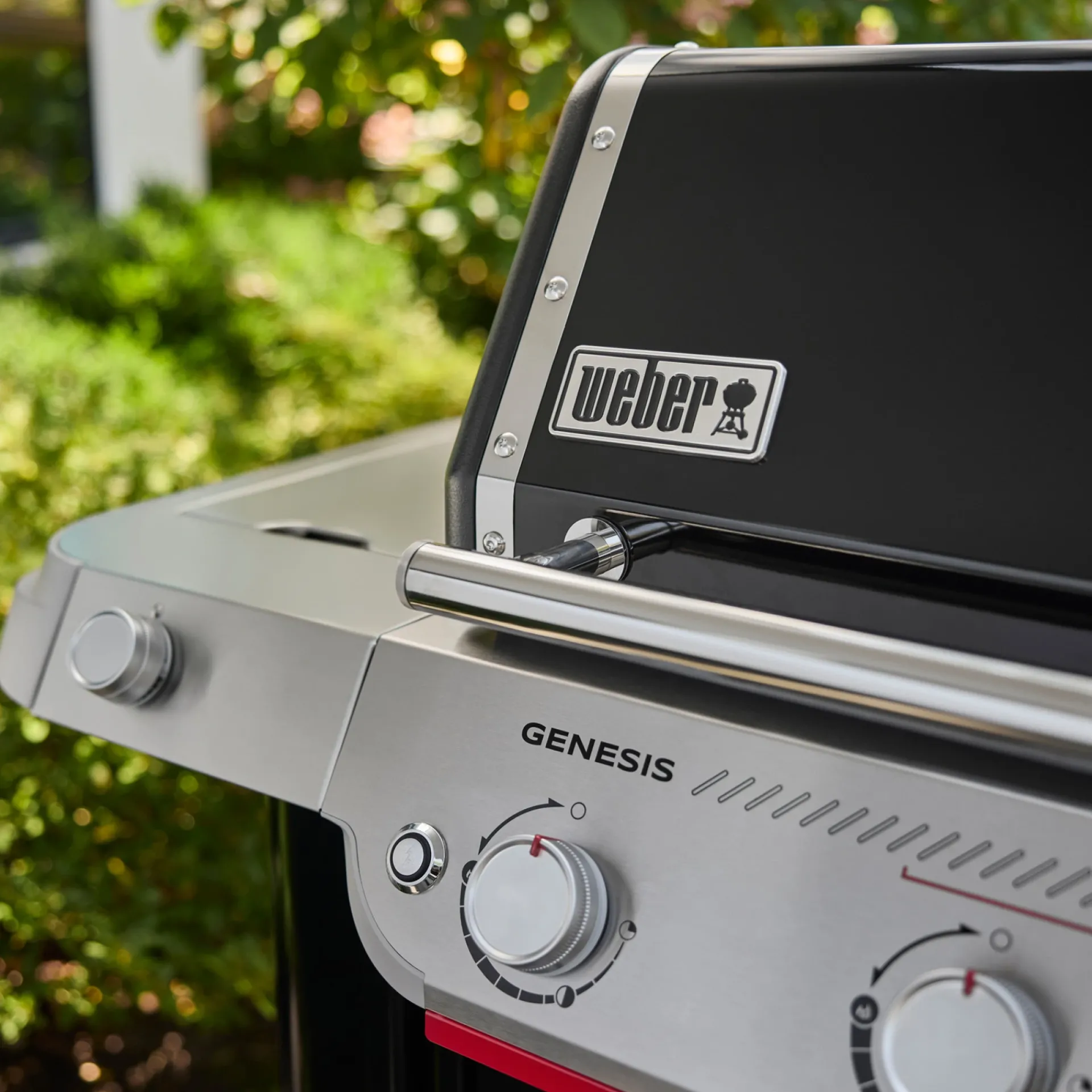 GENESIS EP-335W GASGRILL SORT|Weber Sale